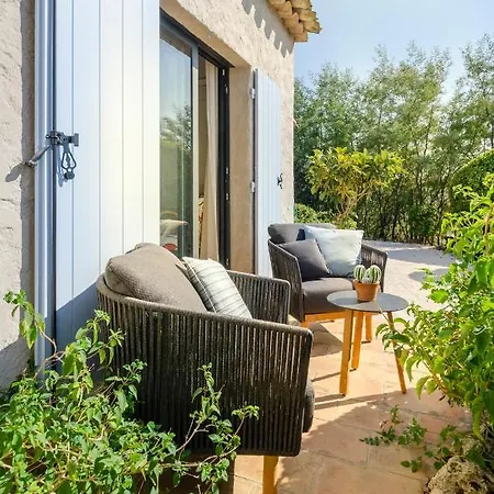 Maison Caroline - 10 Personnes Avec Piscine A 5km De Tropez 别墅